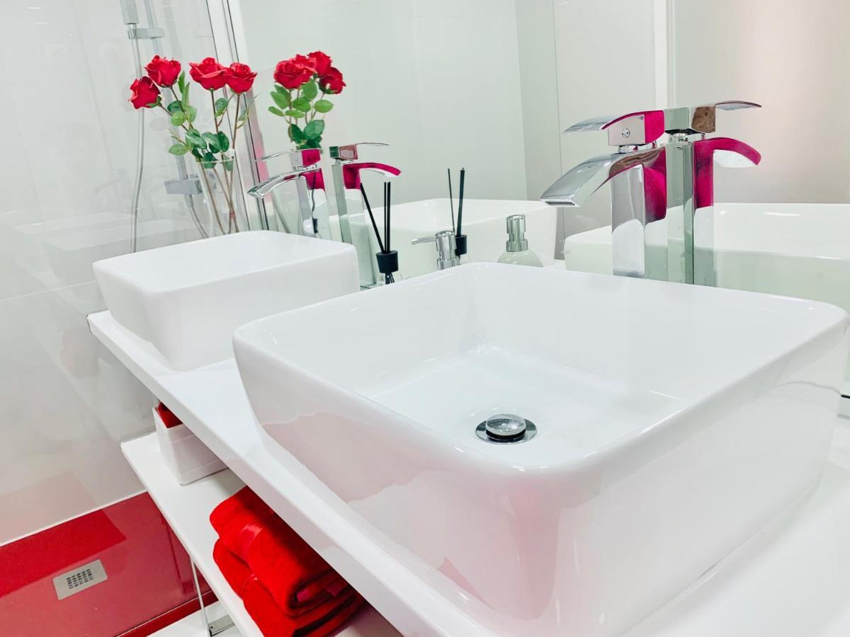 Rooms In Lisbon 3 Min From Metro Bela Vista Exterior photo
